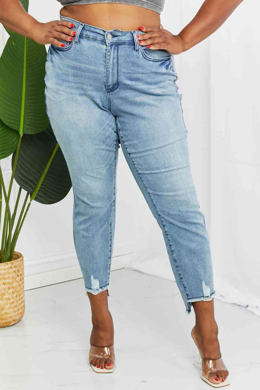 Judy Blue Lily Full Size Relaxed Fit Jeans